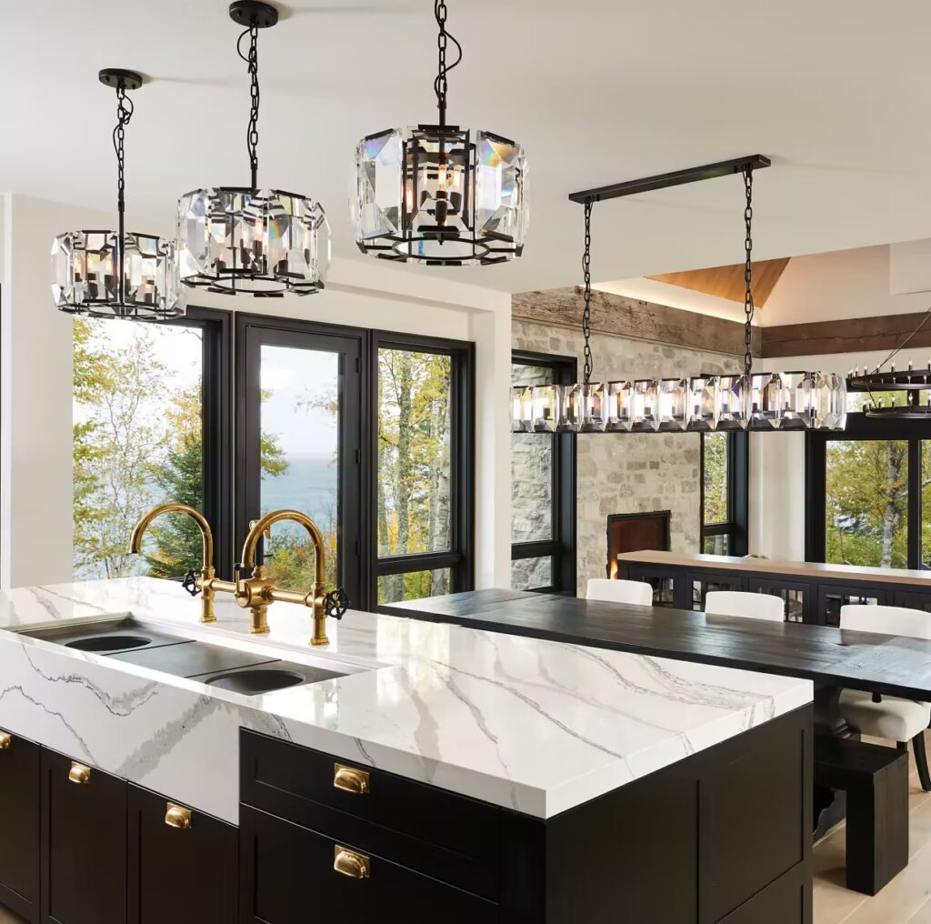 Elegant lights in kitchen